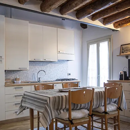 Apartment Alloggi I Calieroni
